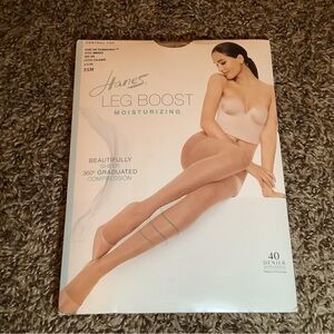 Hanes leg boost moisturizing compression pantyhose, little color, size: AB